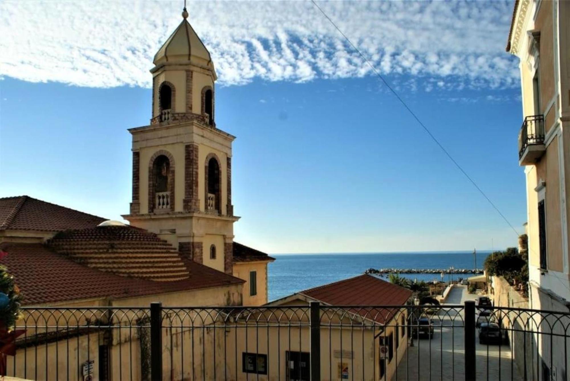 Bellezza In Cilento Panoramic Apts Castellabate Exterior photo