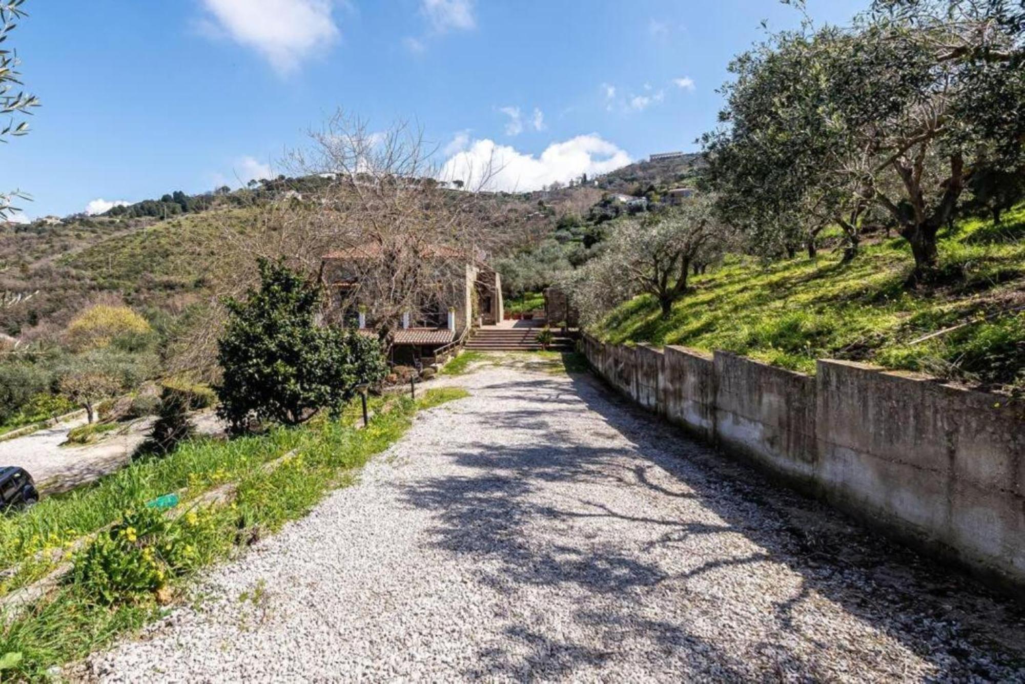 Bellezza In Cilento Panoramic Apts Castellabate Exterior photo